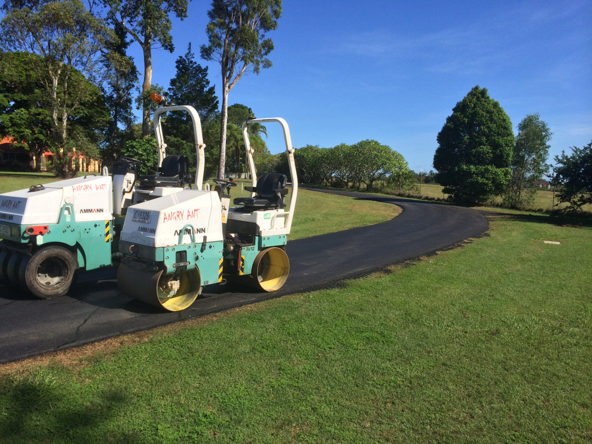 asphalt driveways brisbane